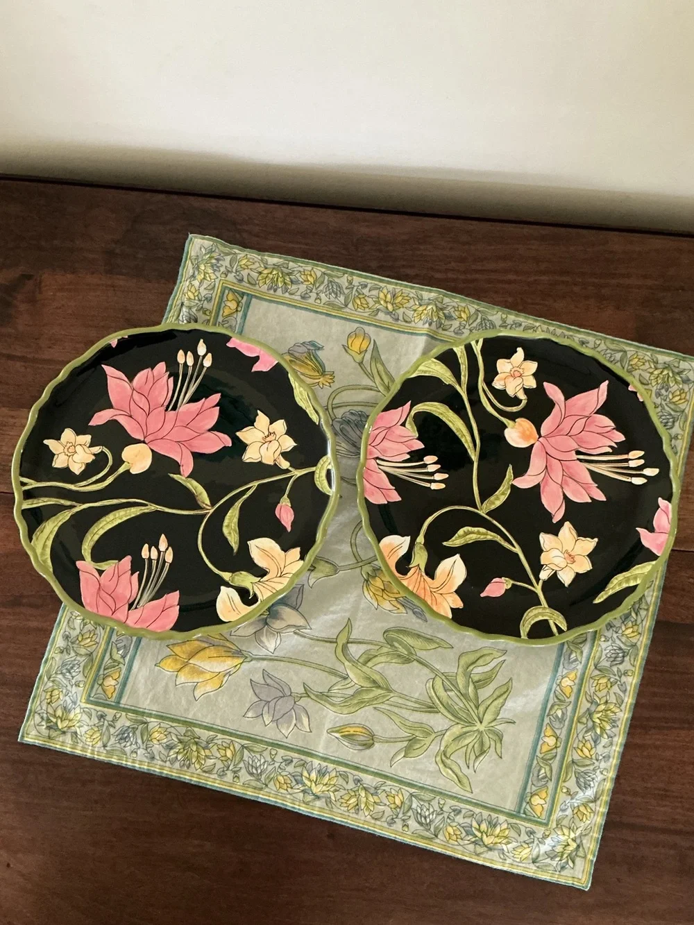 April Cornell Certified International Floral Plates Set of 2
